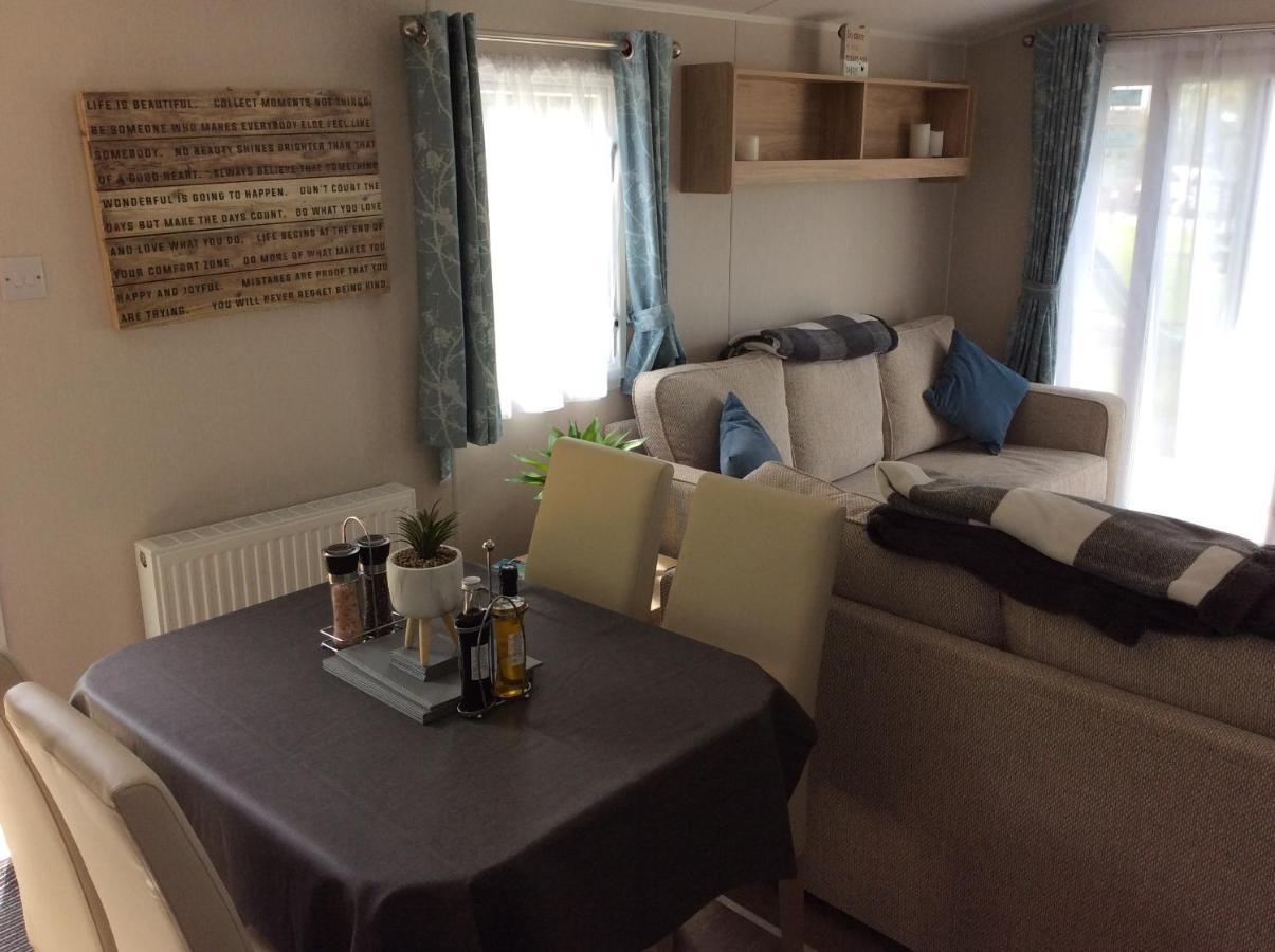 Lake District Cumbria Gilcrux Solway Firth Cabin Wigton Екстер'єр фото